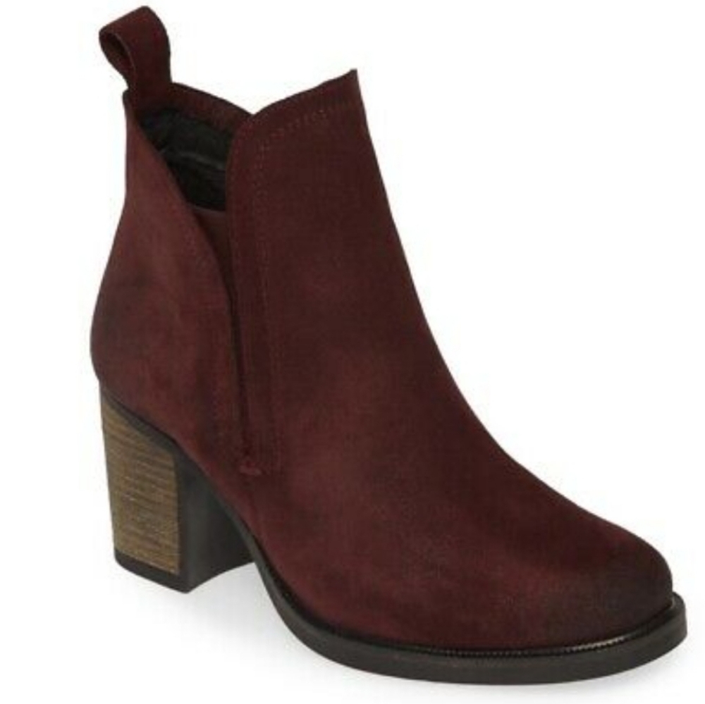Boss & Co Belfield Water proof Suede boot Leather Dedigner
